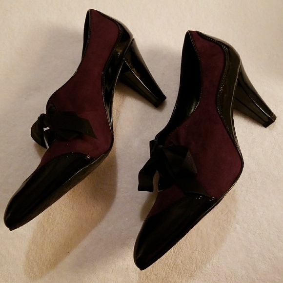 DONATED - NWOT Spectator Shoes - Picture 2 of 8